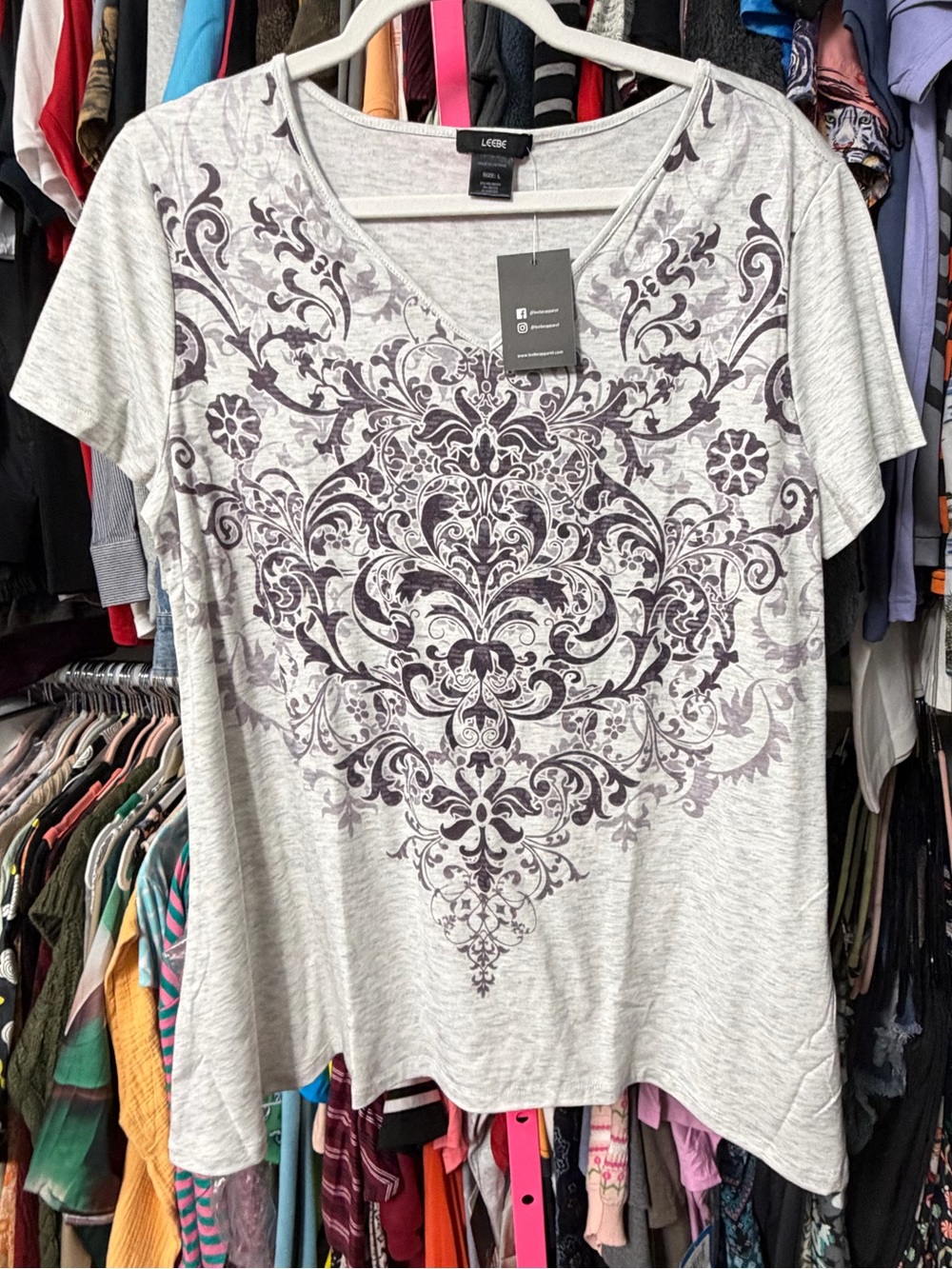 Leebe women’s size large asymmetrical V-neck T-shirt gray new